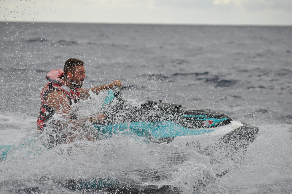 JetSki Safari - Image 4